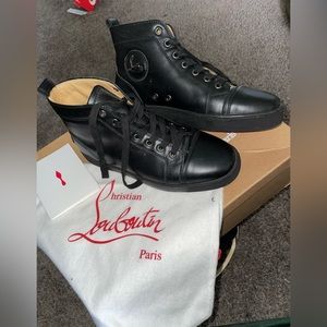 100% Authentic UNISEX Christian Louboutin Sneakers
